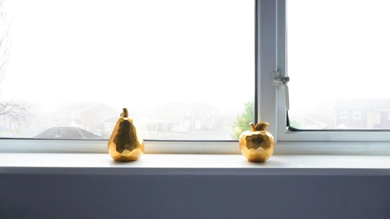 Portobello House - Four Bedroom House Perfect For Contractors - Sleeps 6 - Free Parking ウォルヴァーハンプトン エクステリア 写真