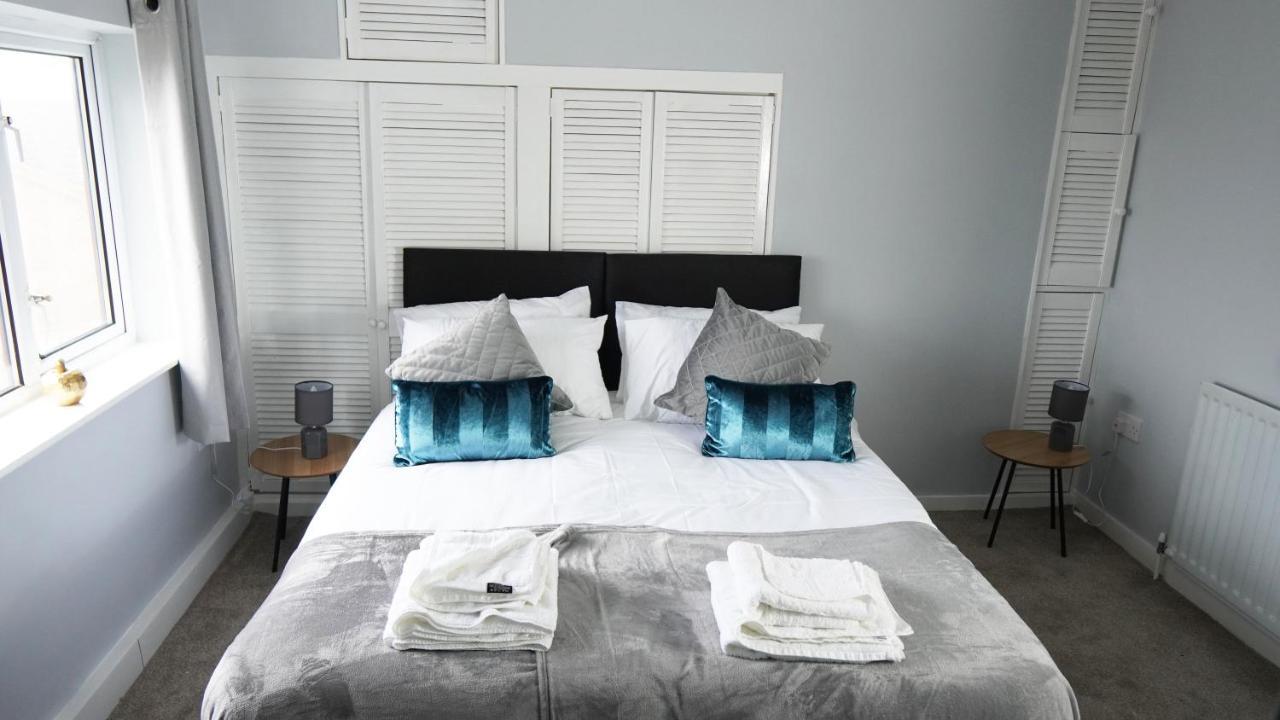 Portobello House - Four Bedroom House Perfect For Contractors - Sleeps 6 - Free Parking ウォルヴァーハンプトン エクステリア 写真